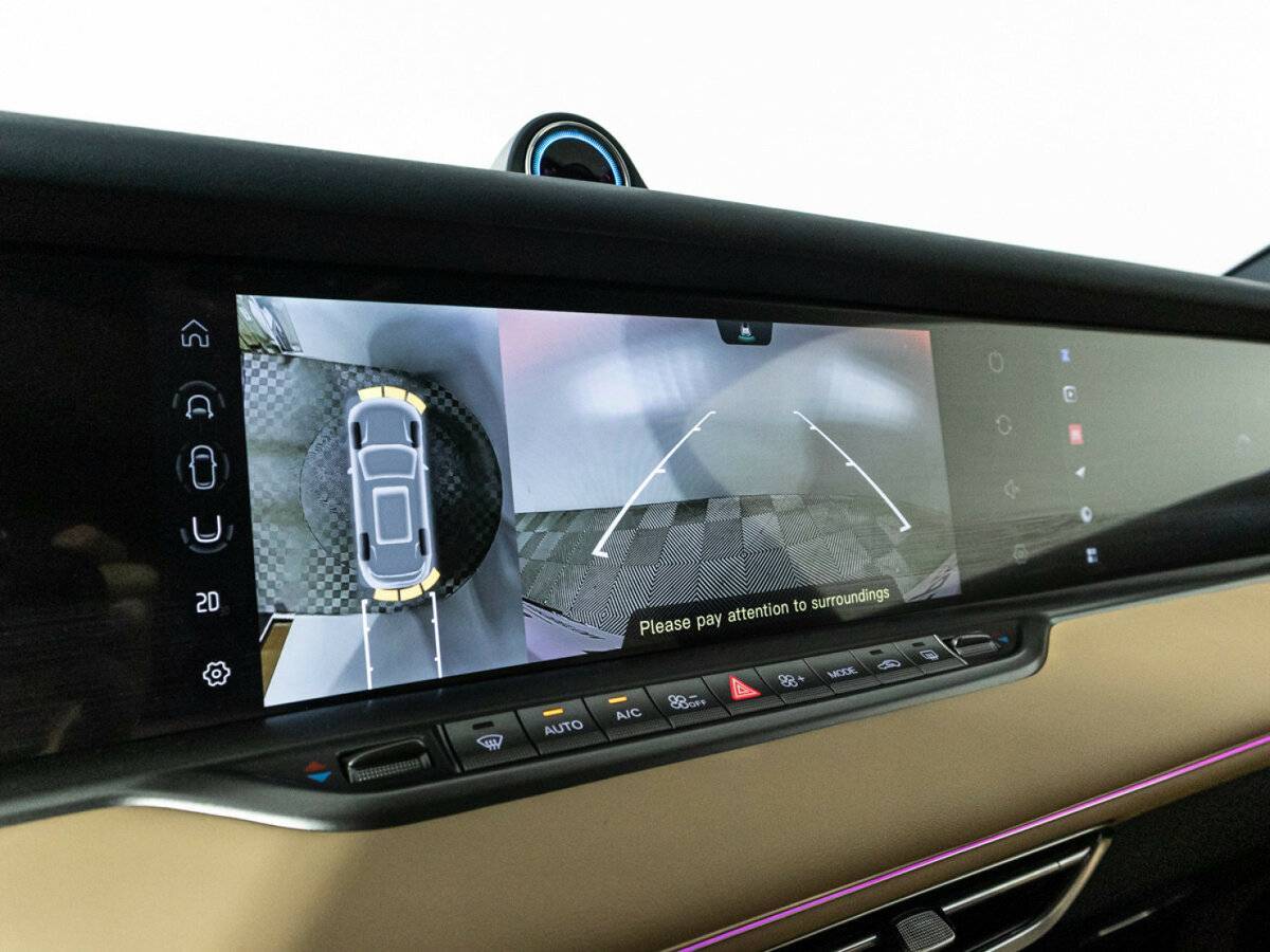 Voyah Free EVR, 2023 Фото №20