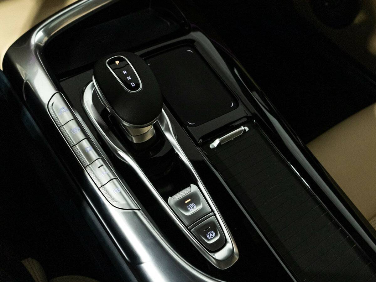 Voyah Free EVR, 2023 Фото №22