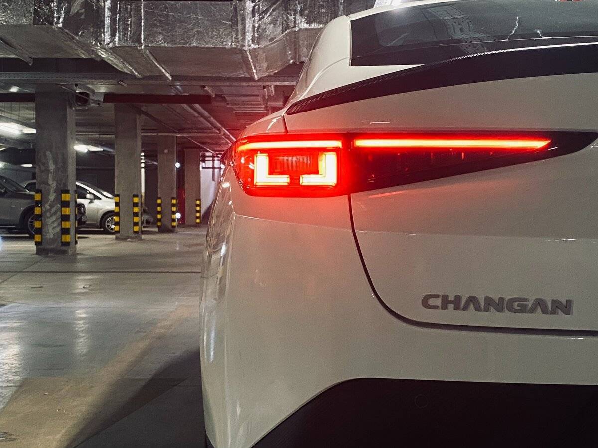 Changan Lamore, 2023 Фото №11