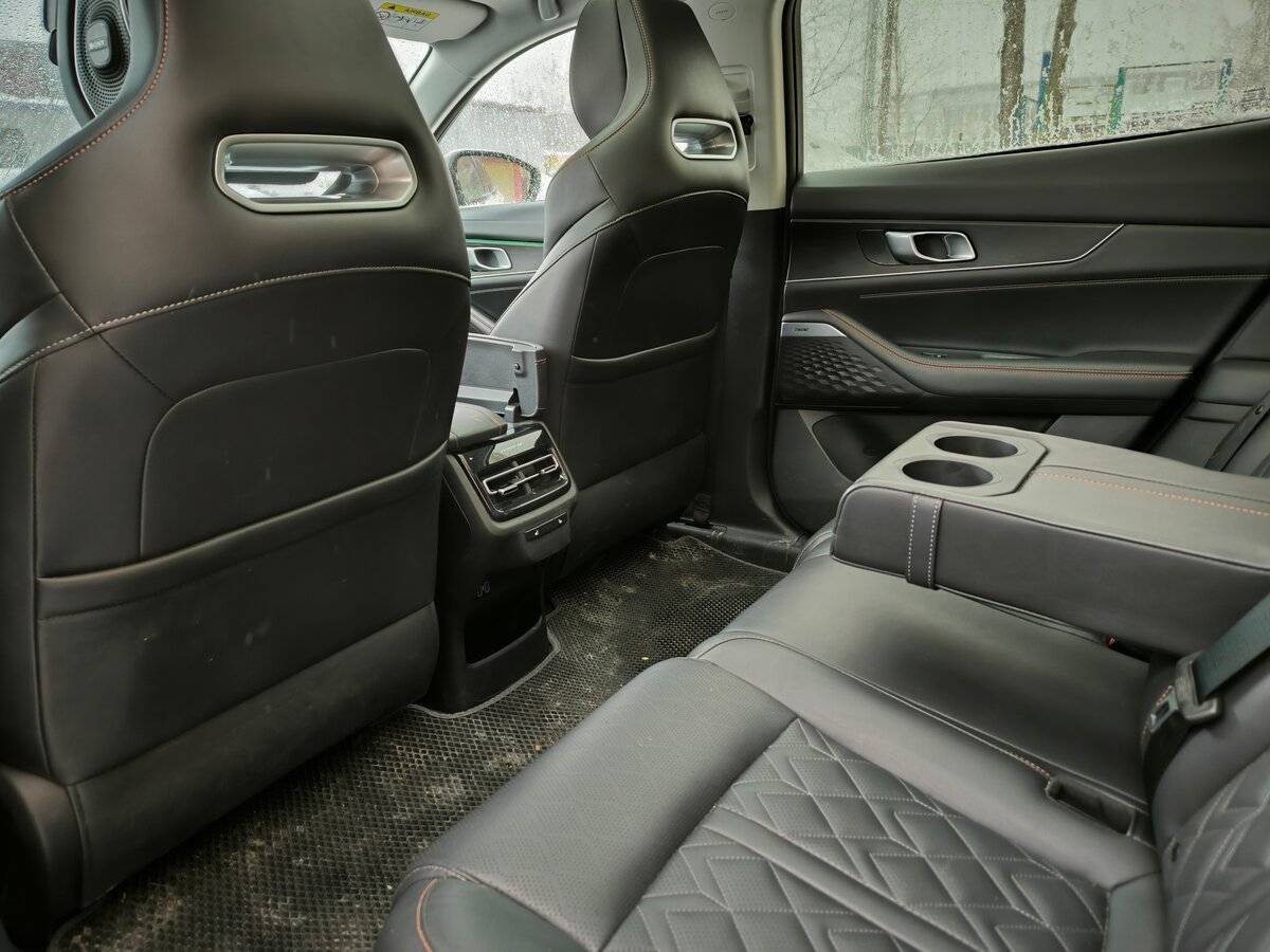 Changan UNI-K, 2023 - 40 000 км. | Фото №7