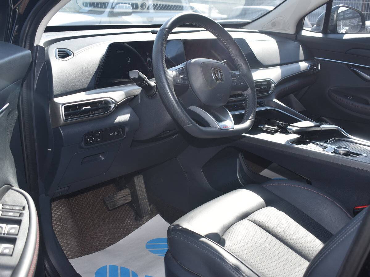 Changan UNI-T, 2023 Фото №9