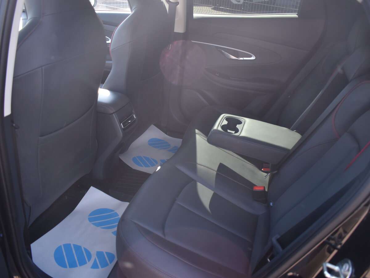 Changan UNI-T, 2023 Фото №12