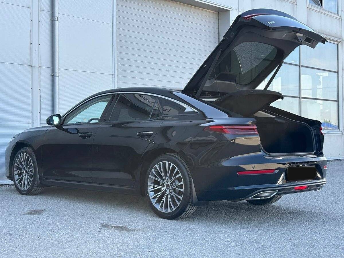 FAW Bestune B70, 2024 - 5 км. | Фото №7