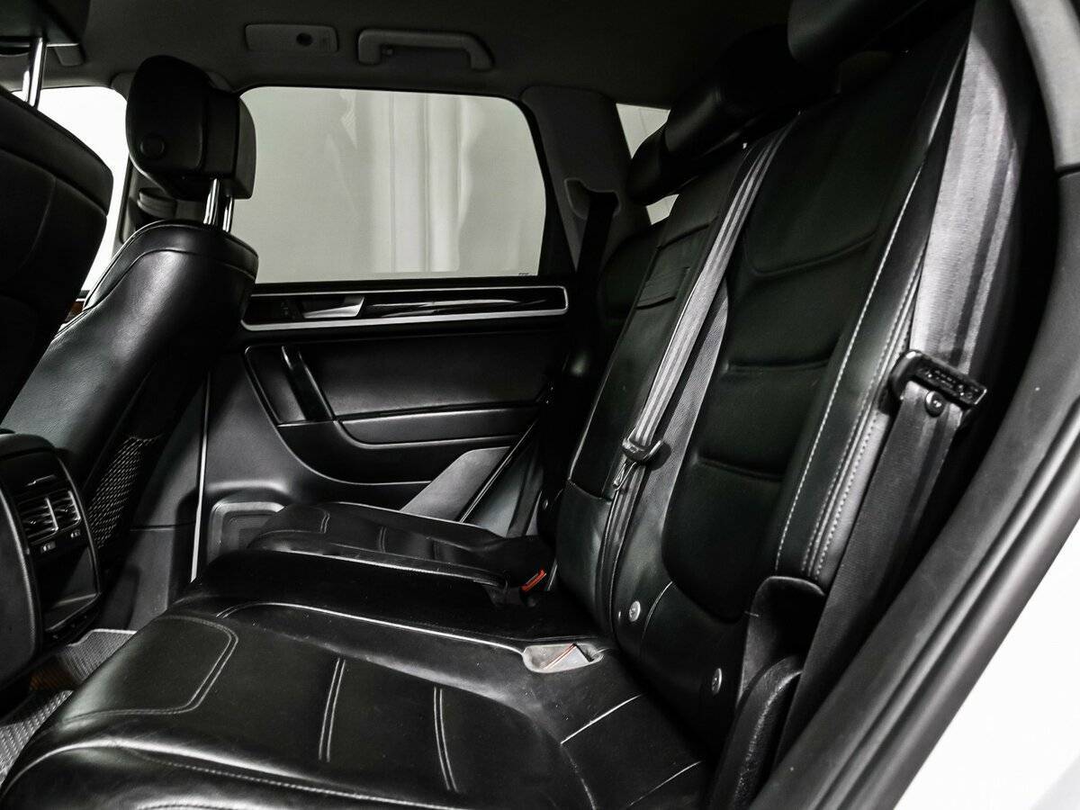 Volkswagen Touareg, 2011 Фото №12