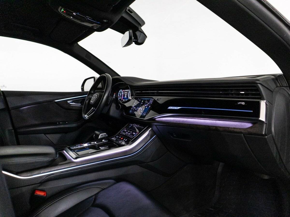 Audi Q8 55 TFSI, 2018 Фото №24