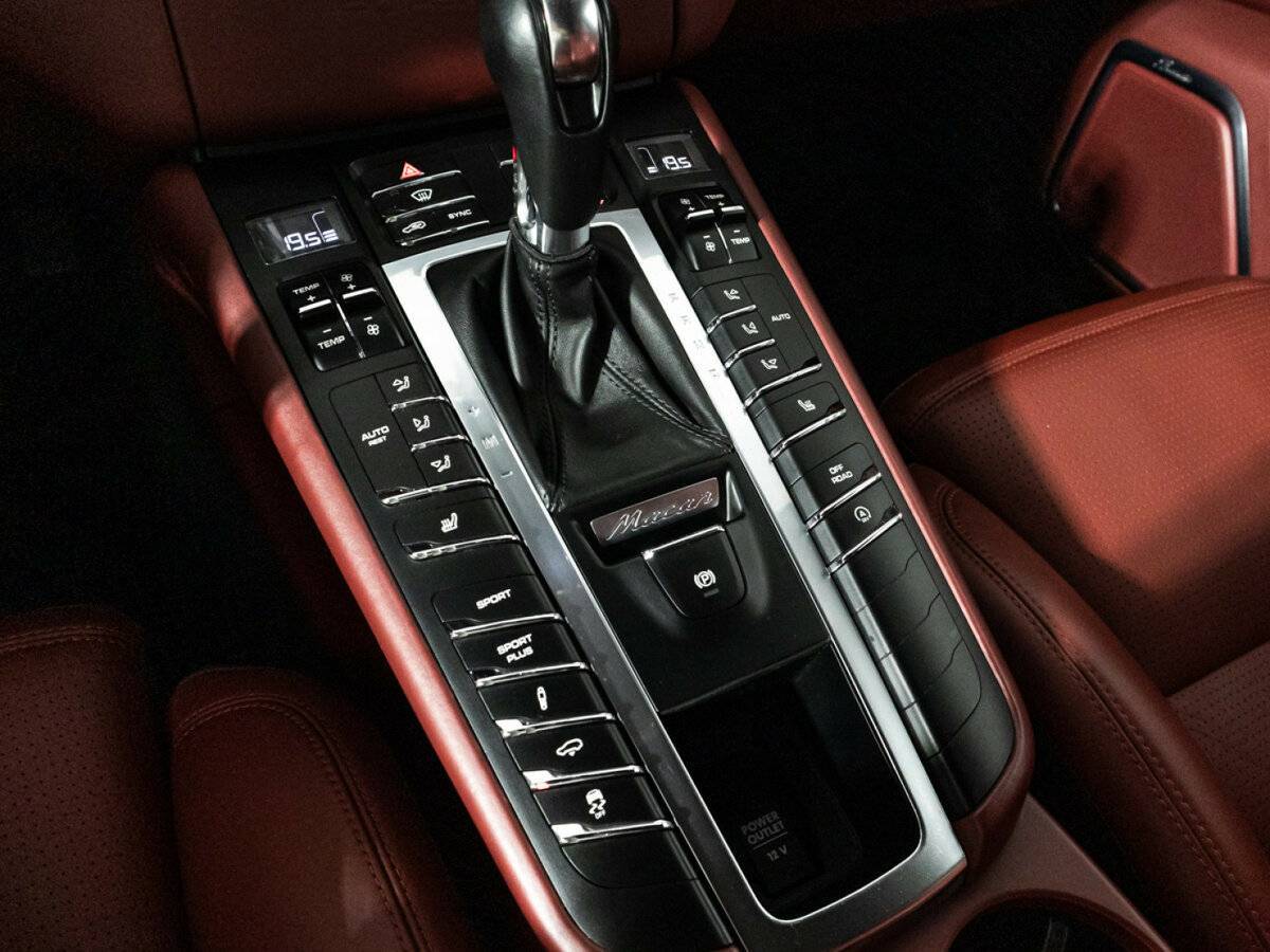 Porsche Macan S, 2015 Фото №22