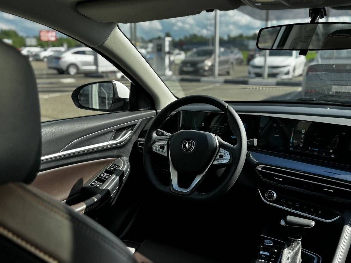 Changan Eado Plus, 2023 Фото №17