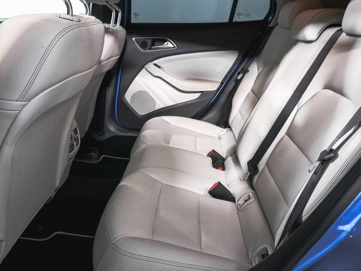 Mercedes-Benz GLA 250, 2015 Фото №7