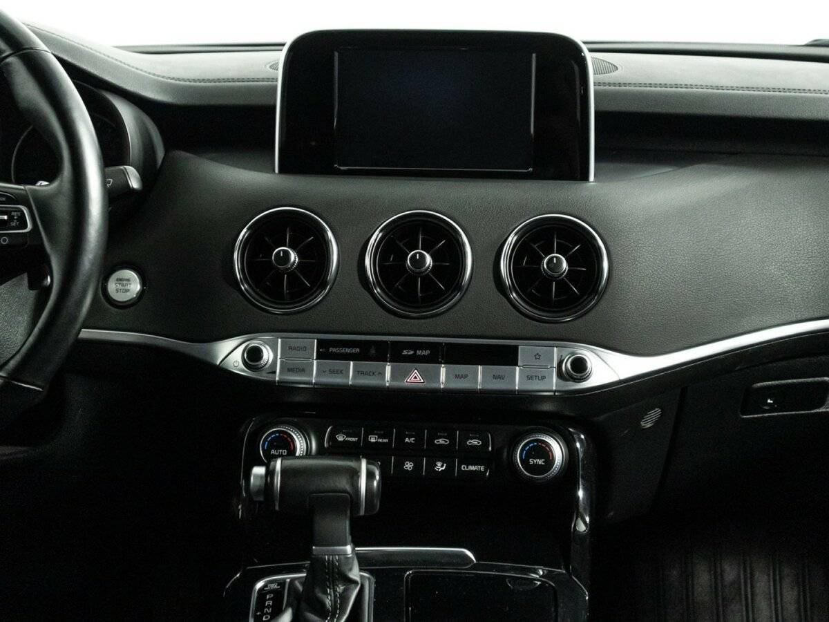 Kia Stinger, 2019 Фото №14