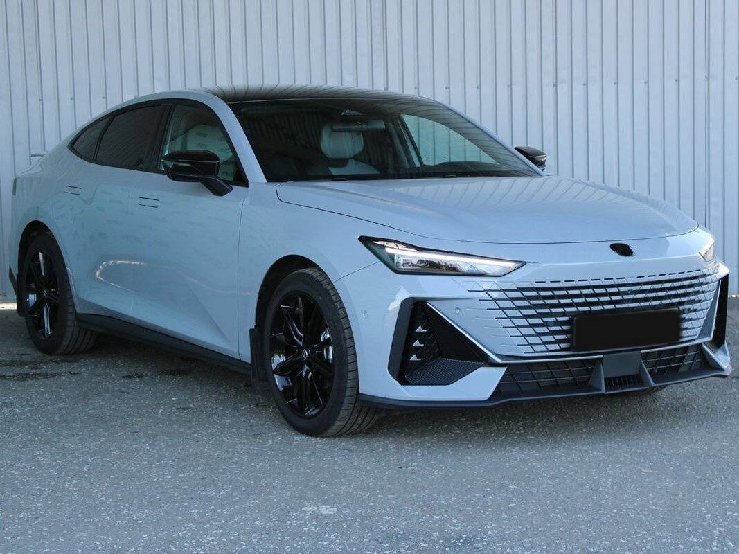 Changan UNI-V, 2023 Фото №3