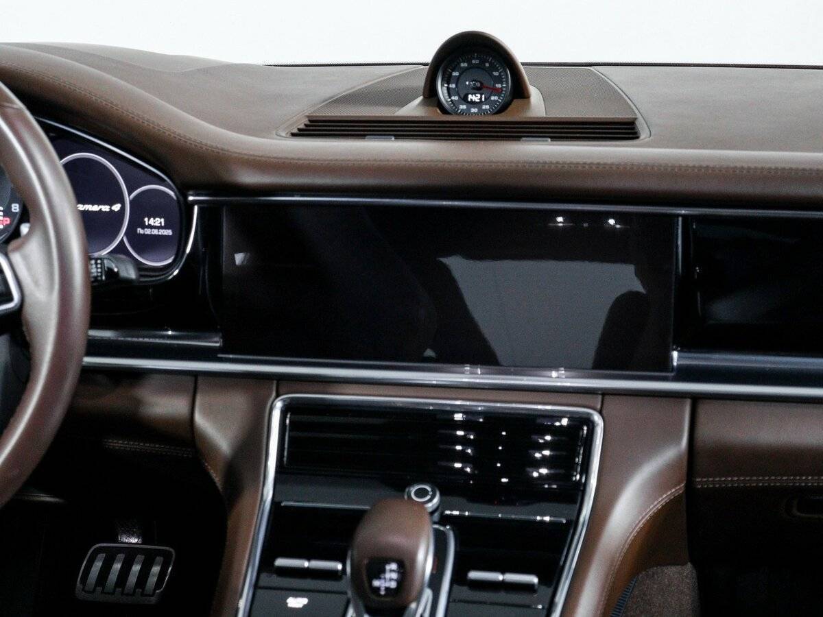 Porsche Panamera 4, 2021 Фото №10