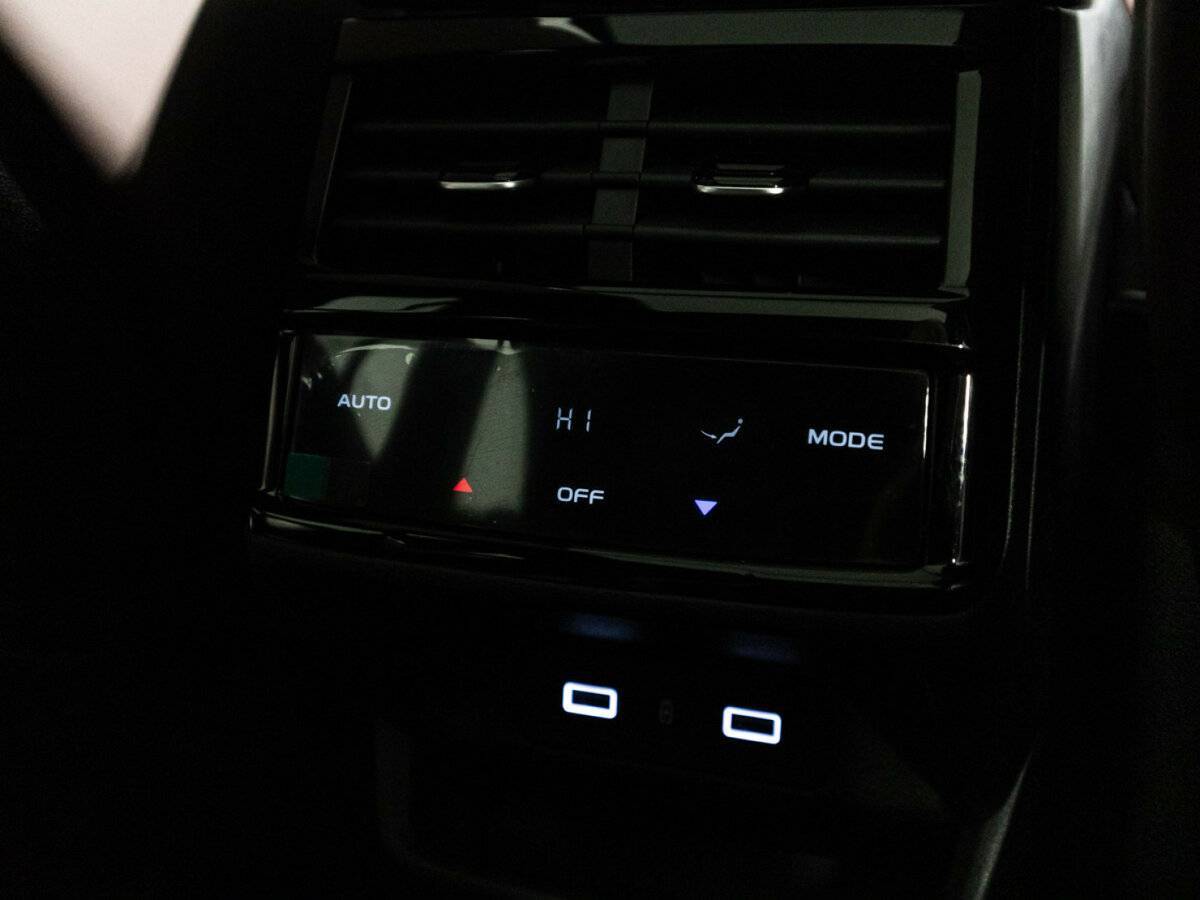 Geely Monjaro, 2023 Фото №28