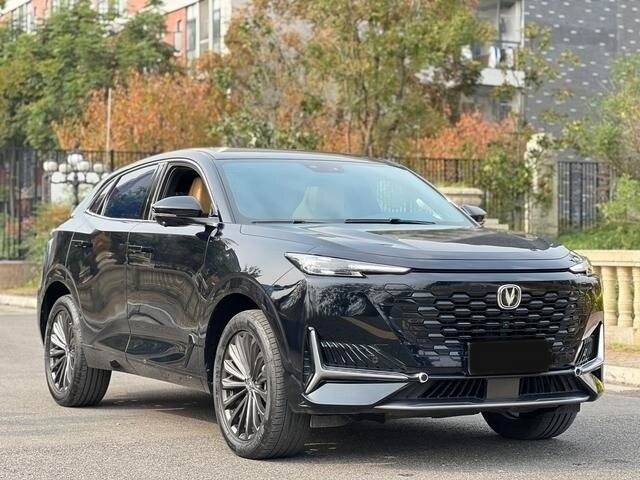 Changan UNI-K, 2022 - 40 861 км. | Фото №3