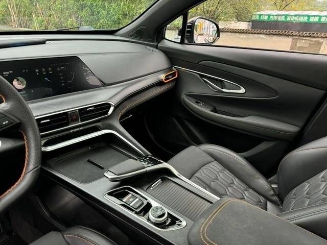 Changan UNI-T, 2022 Фото №13