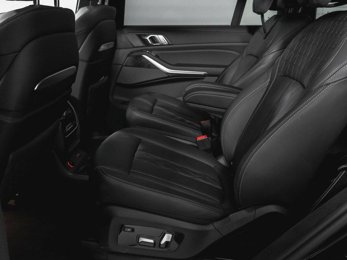 BMW X7 40d, 2023 Фото №10