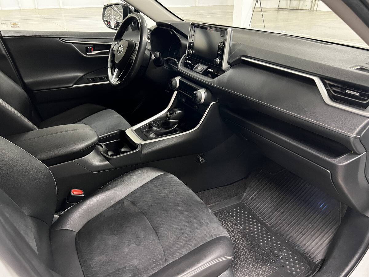 Toyota RAV4, 2021 Фото №11