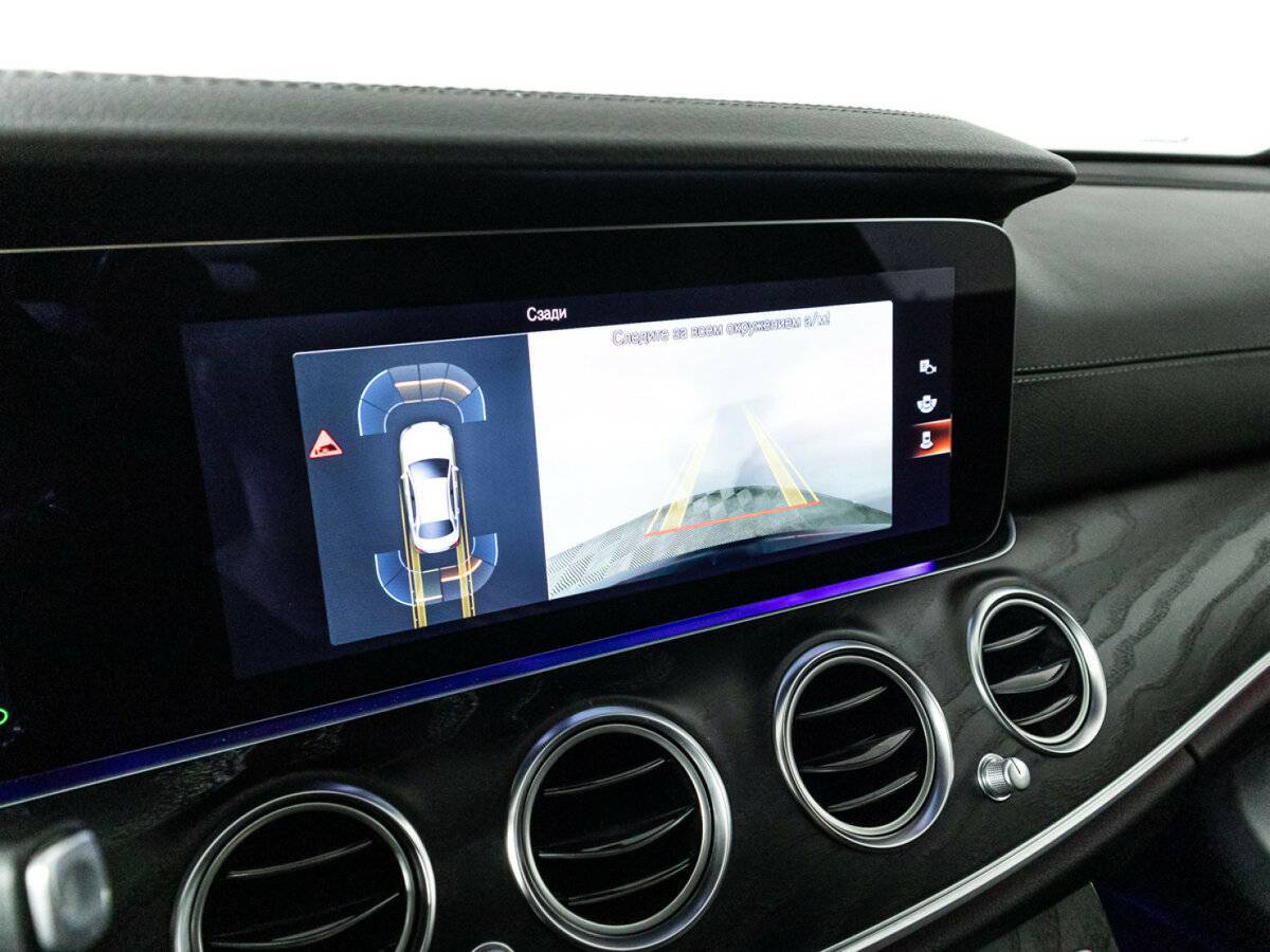 Mercedes-Benz E-Класс 200, 2021 Фото №17
