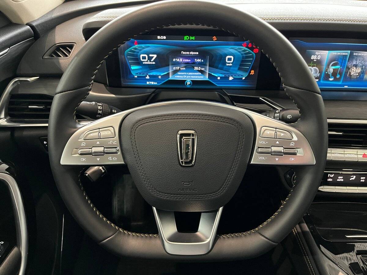 FAW Bestune T77, 2022 Фото №18