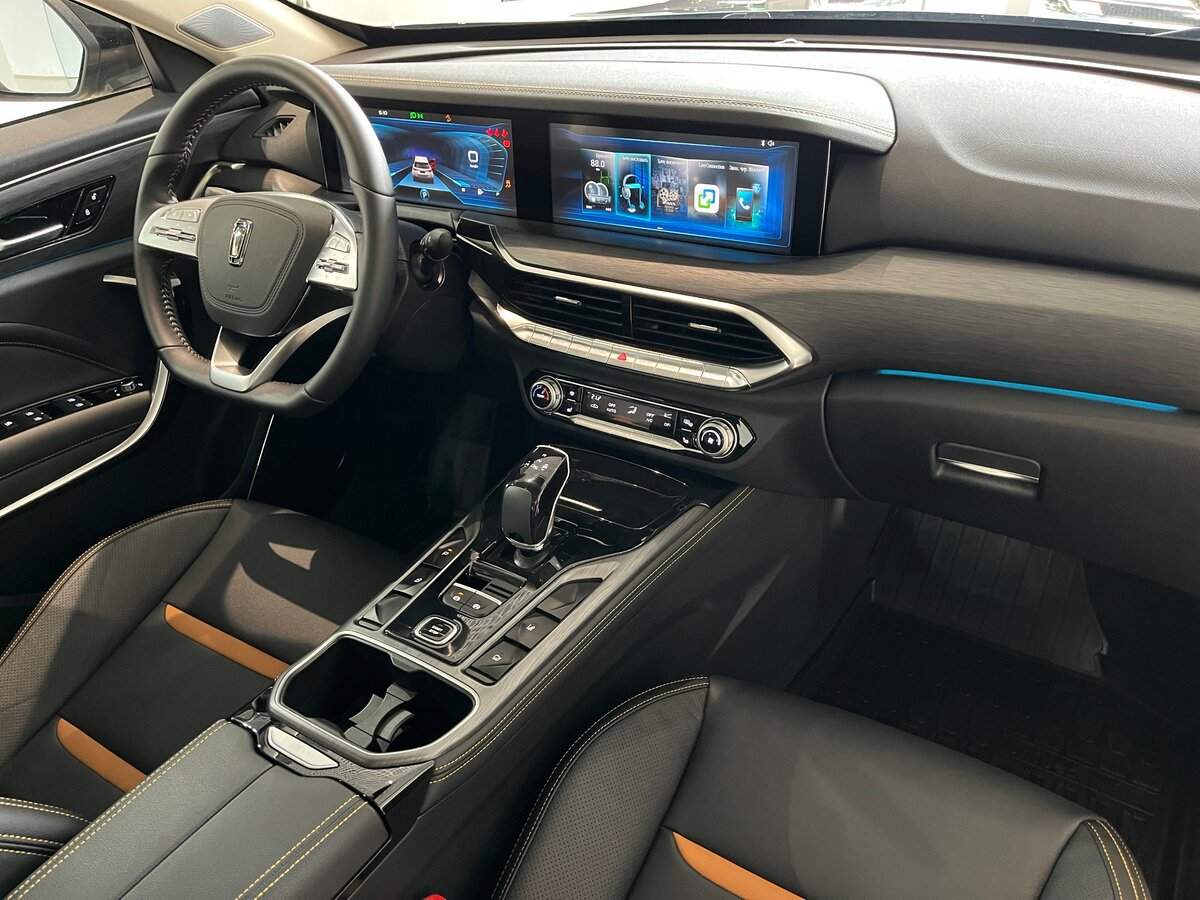 FAW Bestune T77, 2022 Фото №23