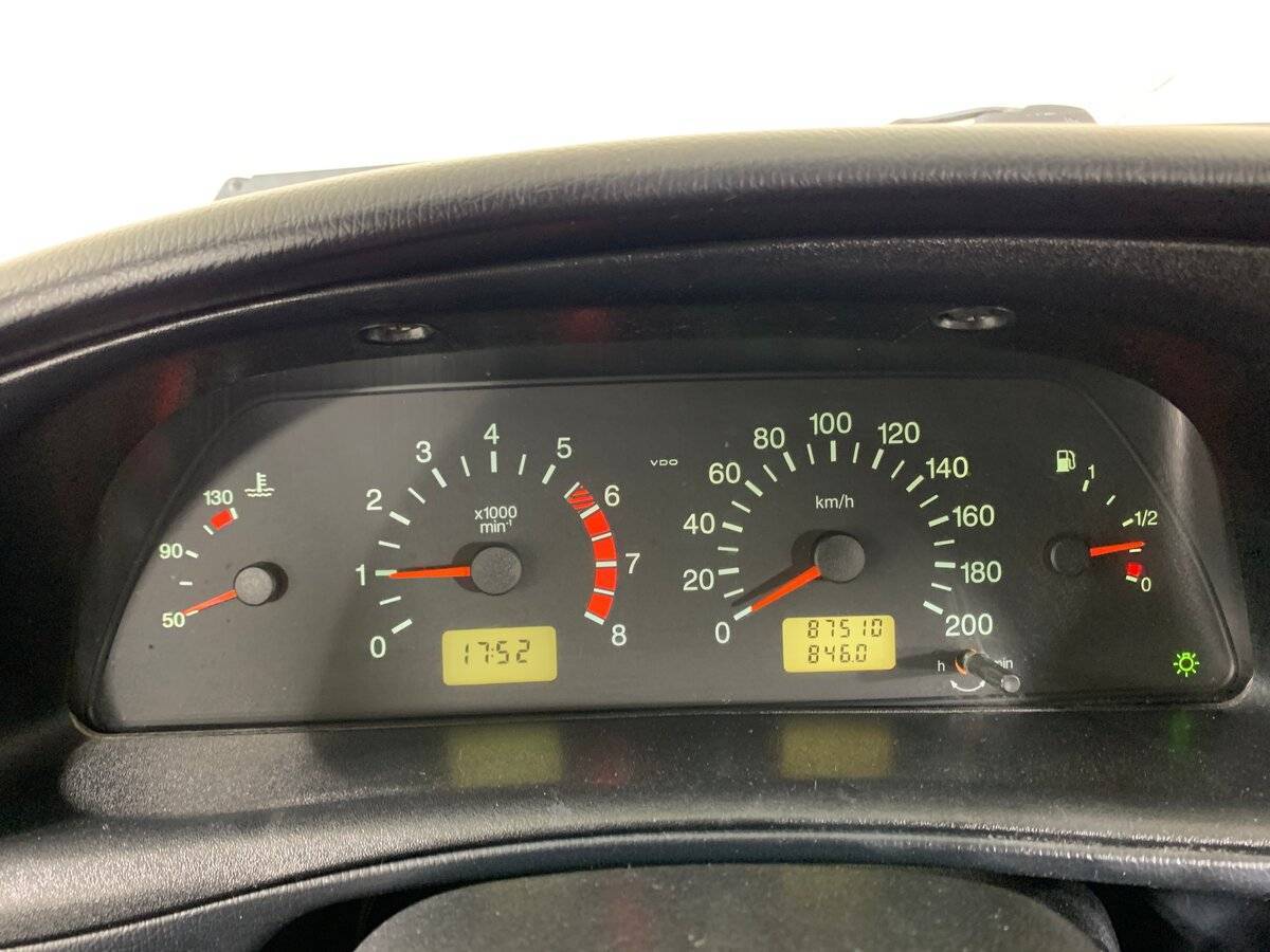 Chevrolet Niva, 2011 Фото №14