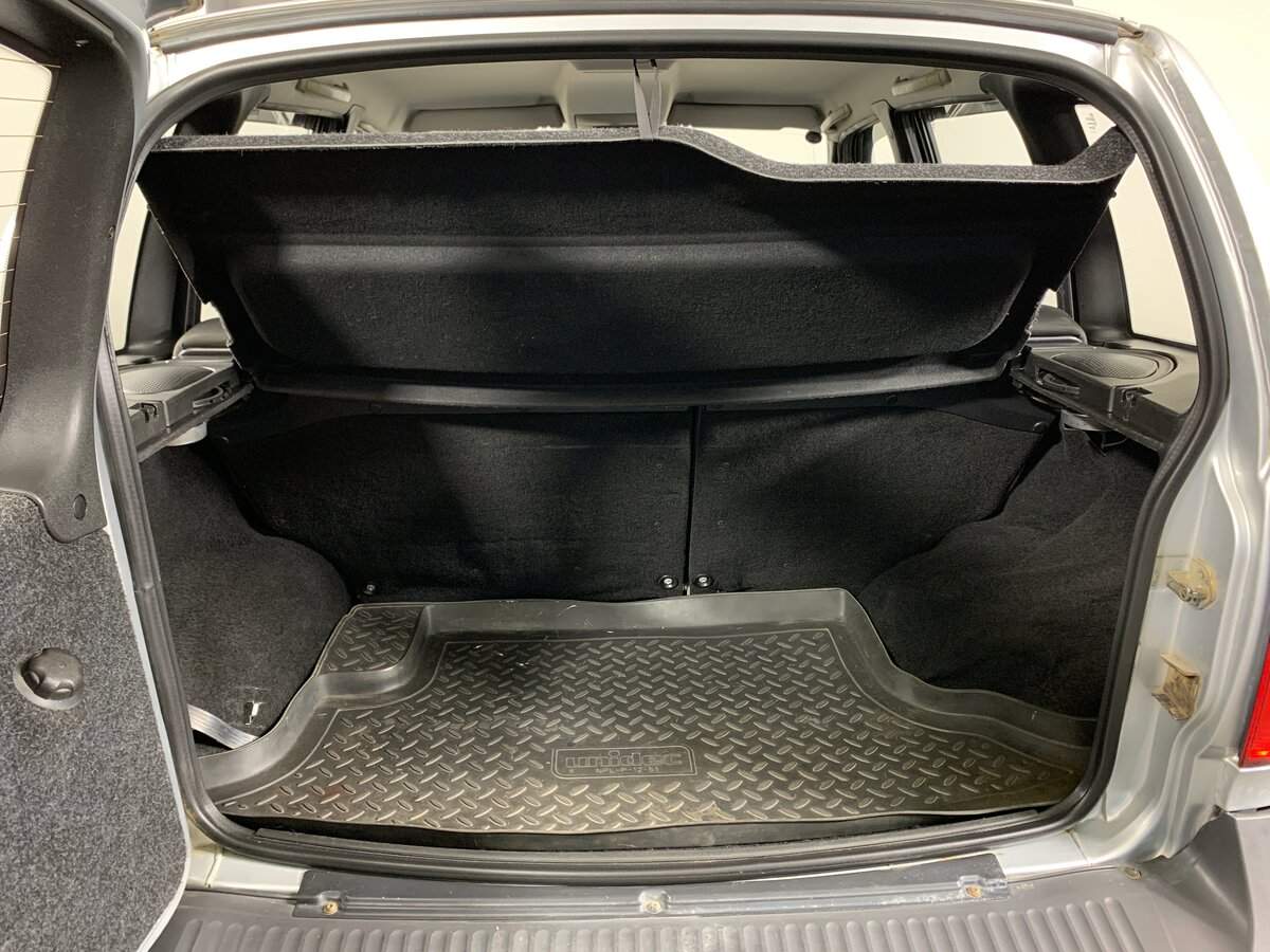 Chevrolet Niva, 2011 Фото №19