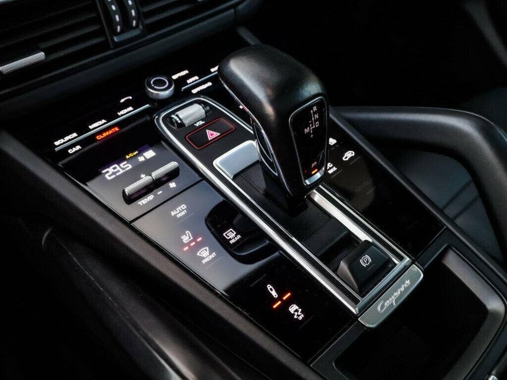 Porsche Cayenne Coupé, 2020 Фото №18