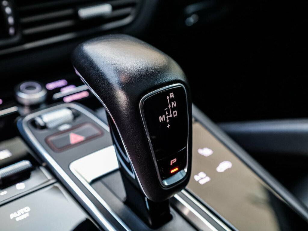 Porsche Cayenne Coupé, 2020 Фото №19