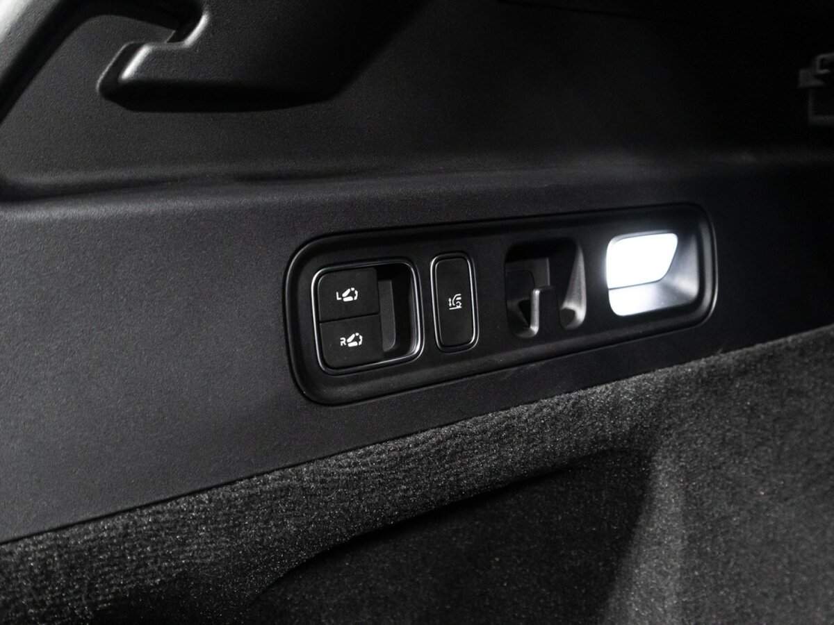 Lixiang L7 52.3 kWh, 2024 Фото №16