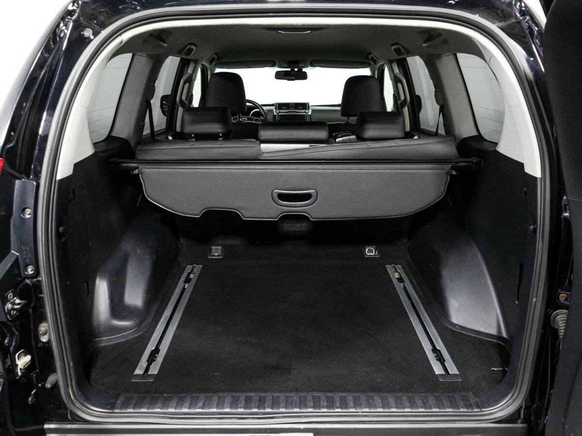 Toyota Land Cruiser Prado, 2015 Фото №15