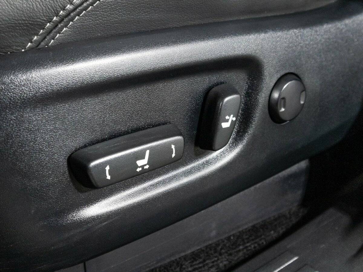 Toyota Land Cruiser Prado, 2015 Фото №17