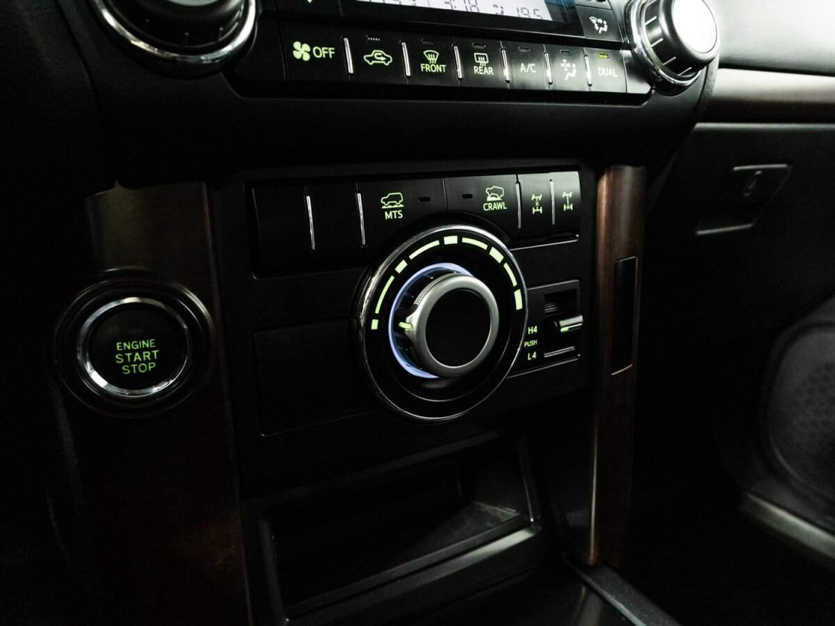 Toyota Land Cruiser Prado, 2015 Фото №22