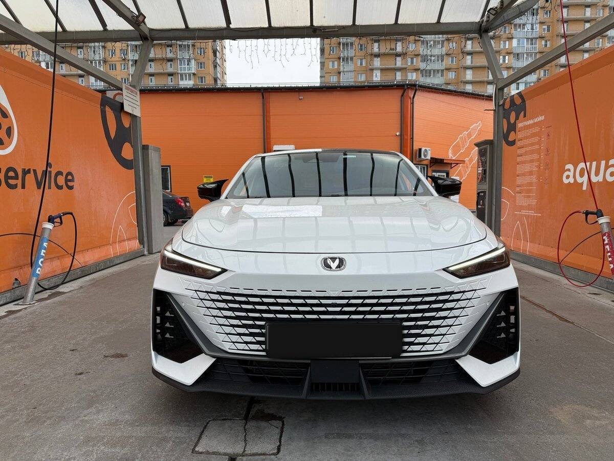 Changan UNI-V, 2023 - 31 500 км. | Фото №2