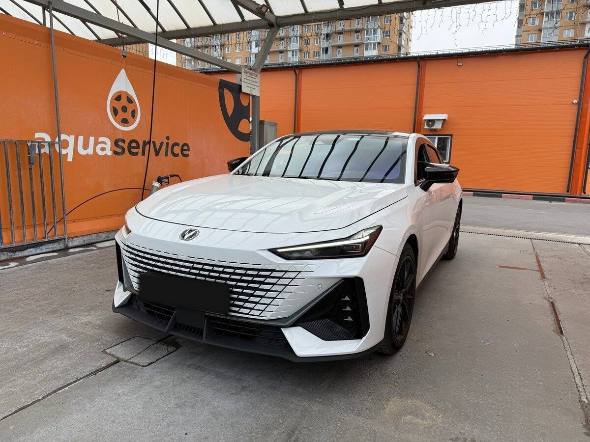 Changan UNI-V, 2023 - 31 500 км. | Фото №3