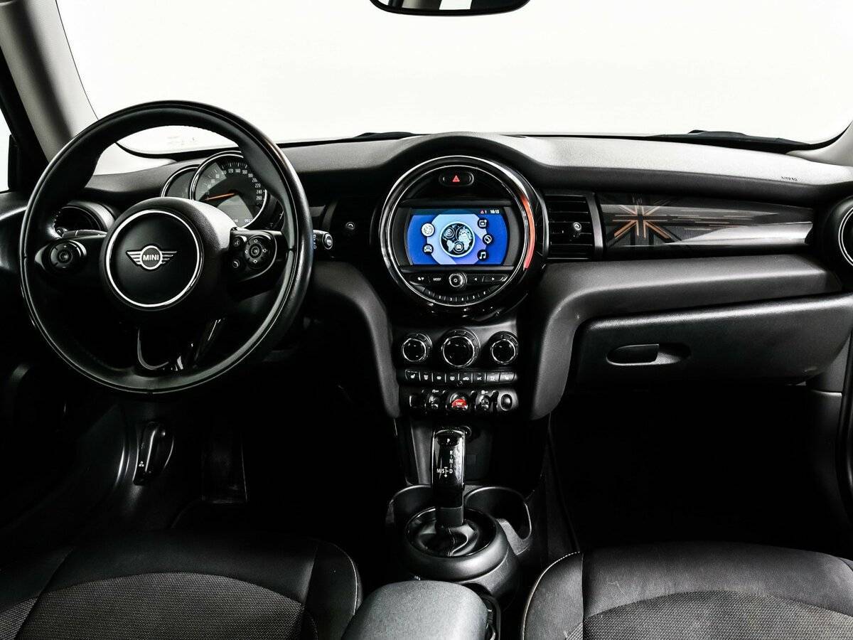 Mini Hatch Cooper, 2020 Фото №11