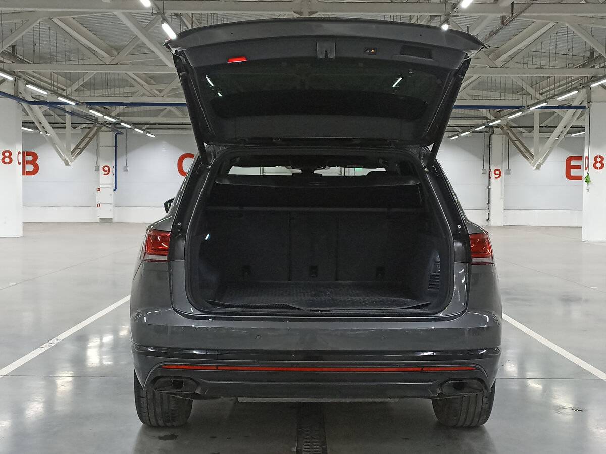 Volkswagen Touareg, 2022 Фото №10