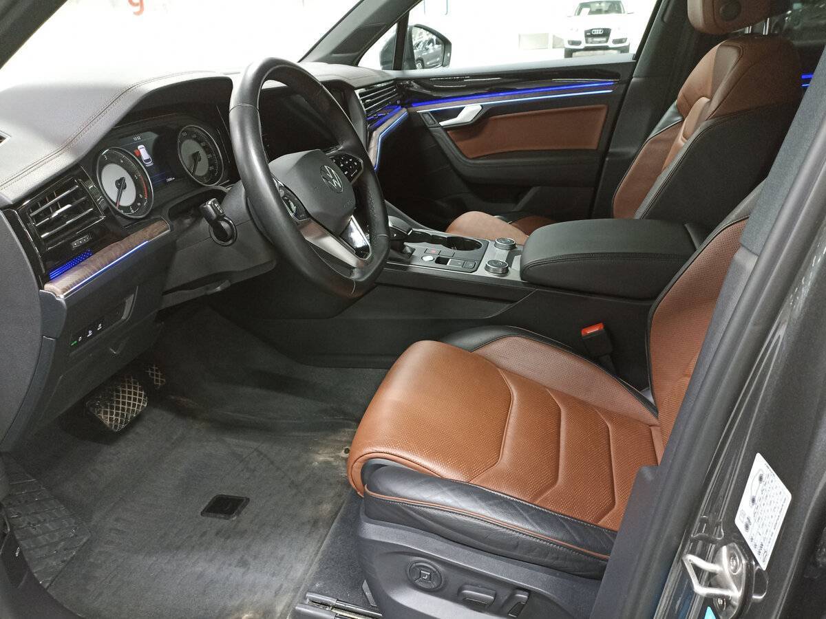 Volkswagen Touareg, 2022 Фото №16