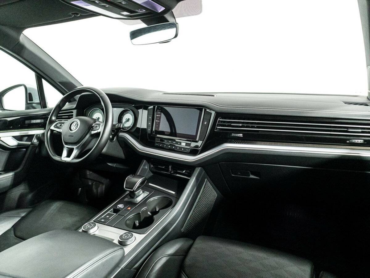 Volkswagen Touareg, 2018 Фото №9