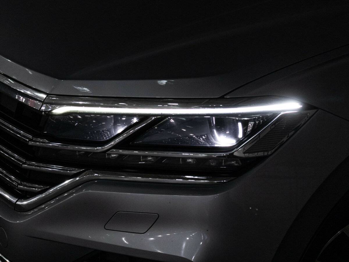 Volkswagen Touareg, 2018 Фото №32