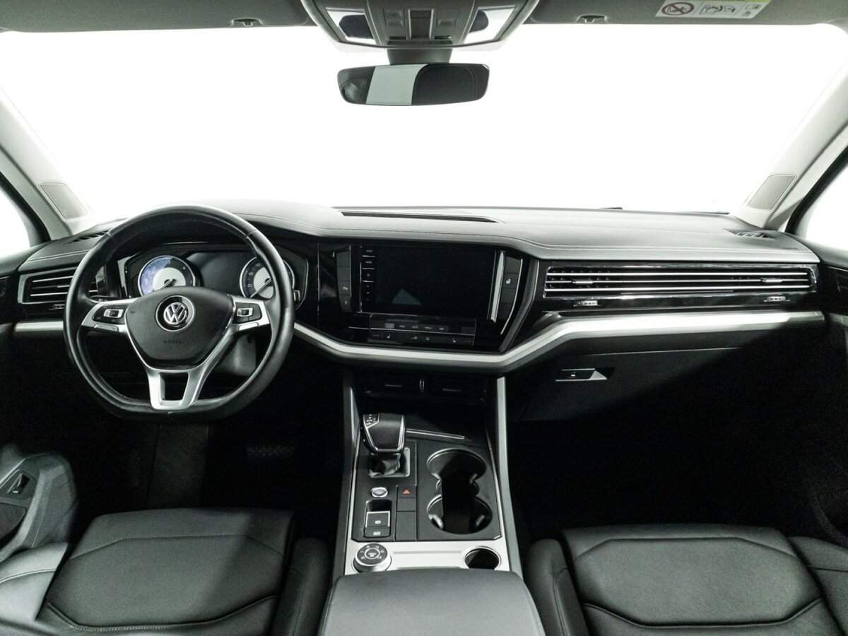 Volkswagen Touareg, 2018 Фото №13
