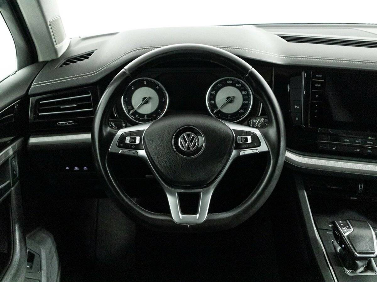 Volkswagen Touareg, 2018 Фото №19