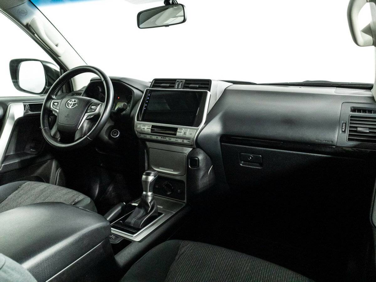 Toyota Land Cruiser Prado, 2020 Фото №9