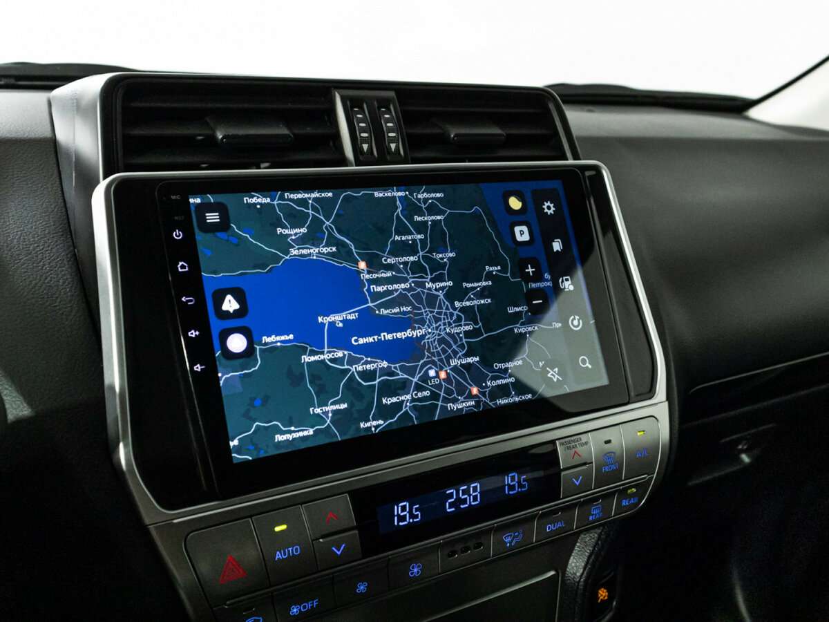 Toyota Land Cruiser Prado, 2020 Фото №19