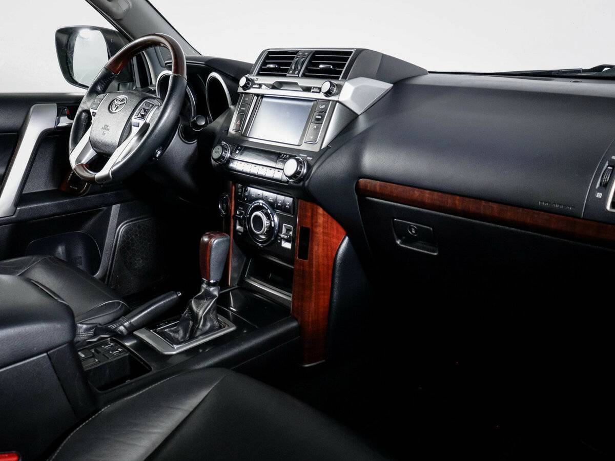Toyota Land Cruiser Prado, 2016 Фото №9
