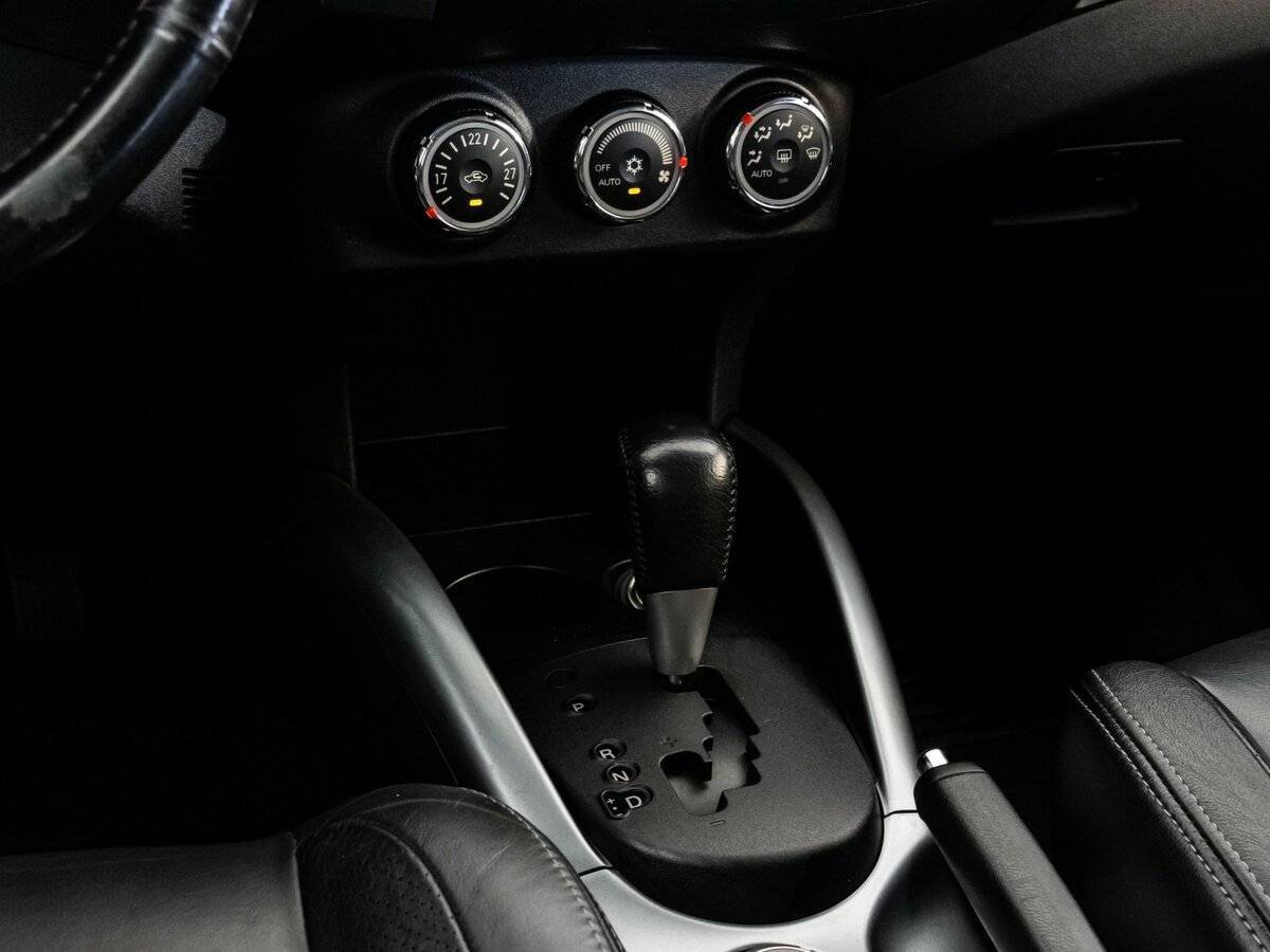 Mitsubishi Outlander, 2010 Фото №13