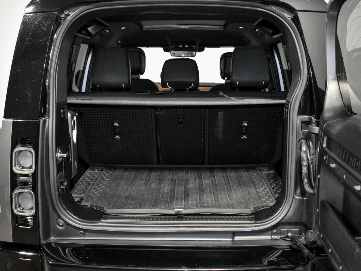 Land Rover Defender 110, 2023 Фото №21