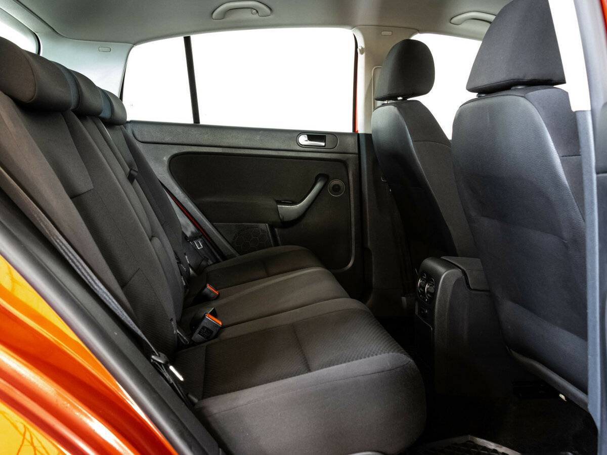 Volkswagen Golf Plus, 2010 Фото №13