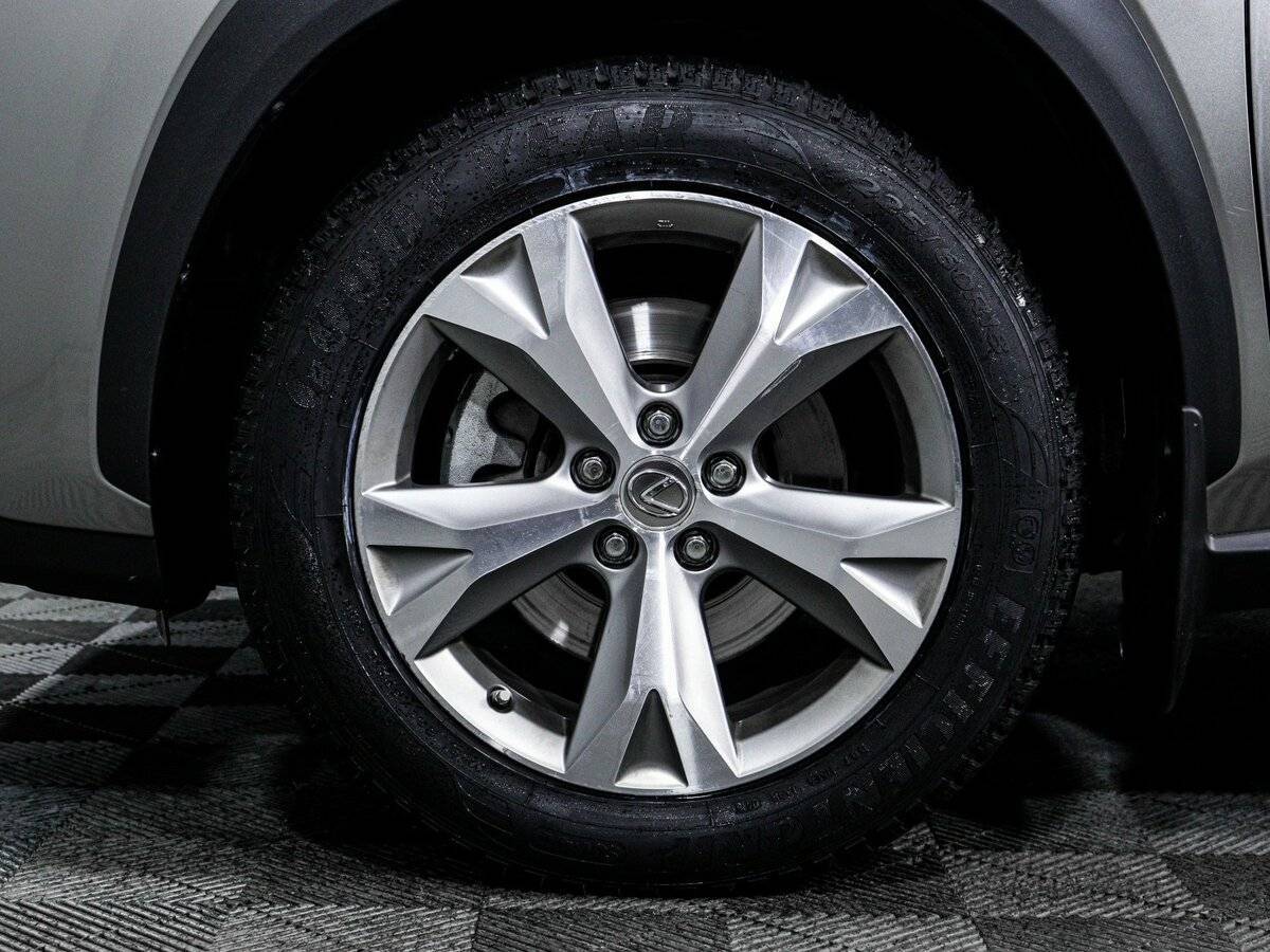 Lexus NX 200t, 2015 Фото №12