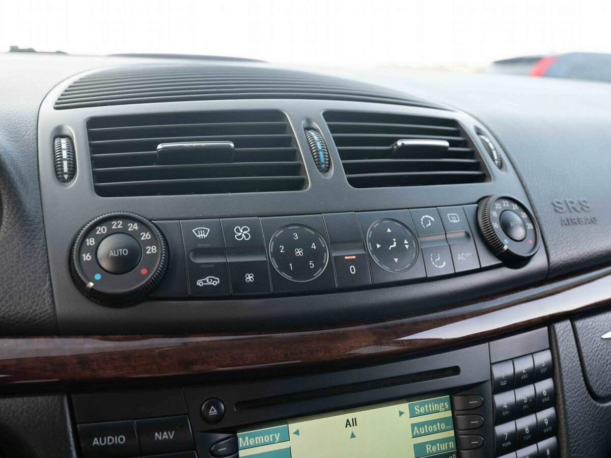 Mercedes-Benz E-Класс 220, 2004 Фото №21