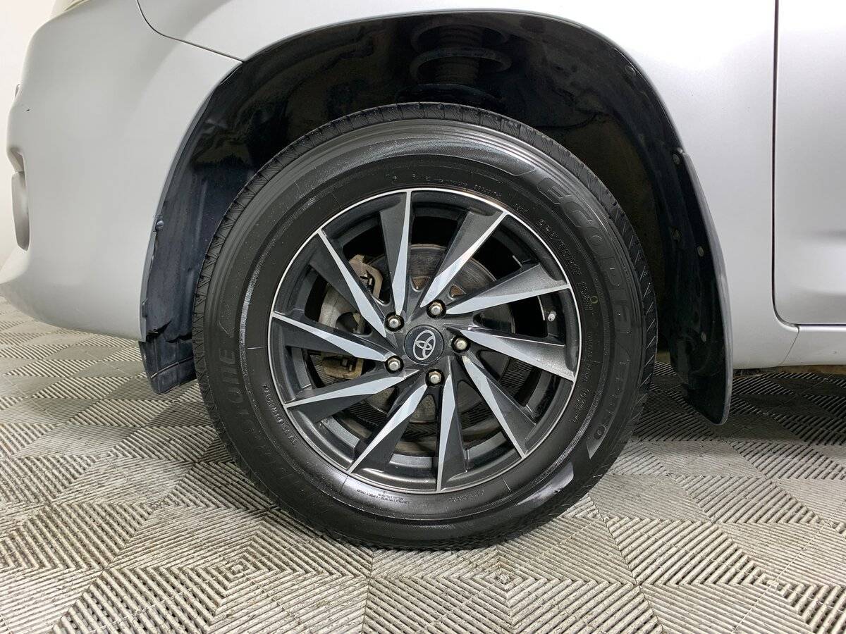 Toyota RAV4, 2010 Фото №9