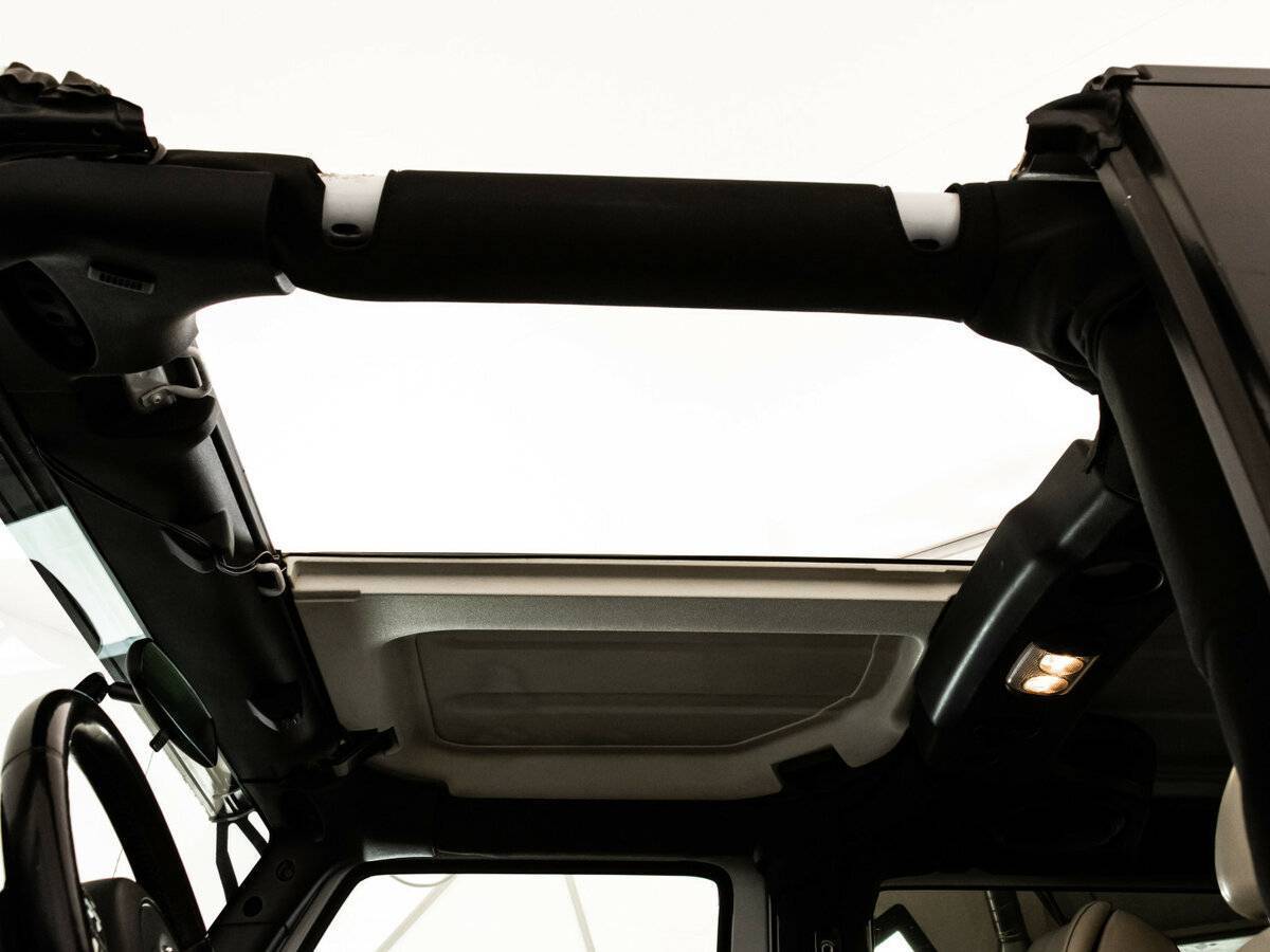 Jeep Wrangler, 2011 Фото №26